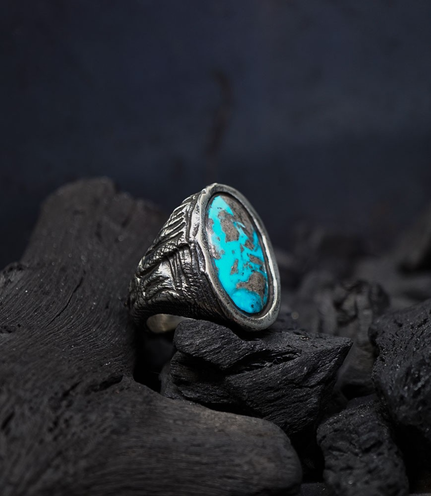 Designer ring in silver and turquoise