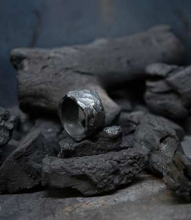 Héphaïstos Collection