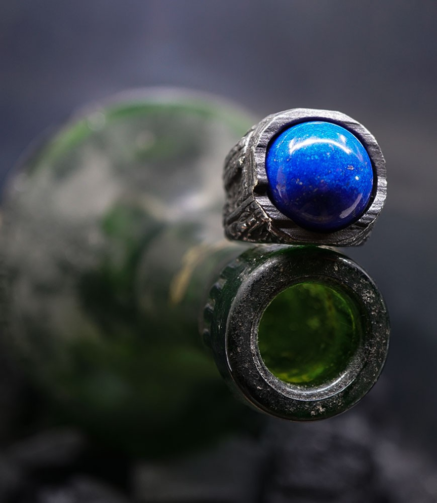 Bijoux brut pour homme en argent signé Krazystones