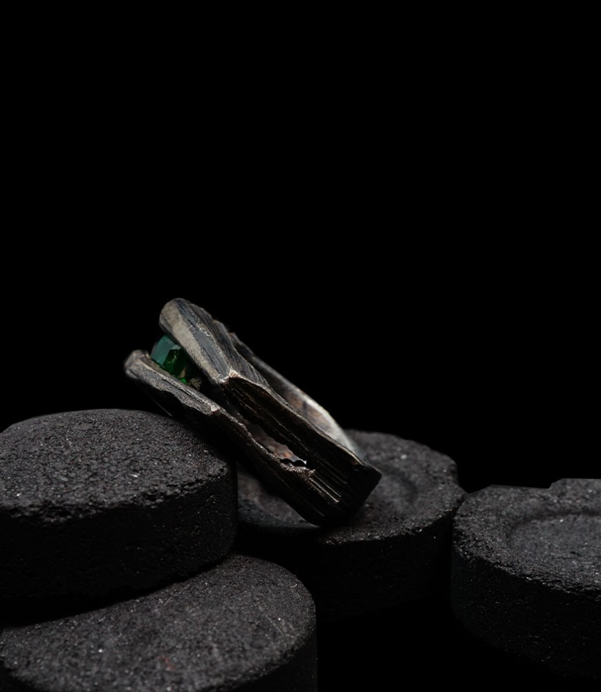 Bague émeraude et argent massif Création Anthony Barrouyer Carpentras