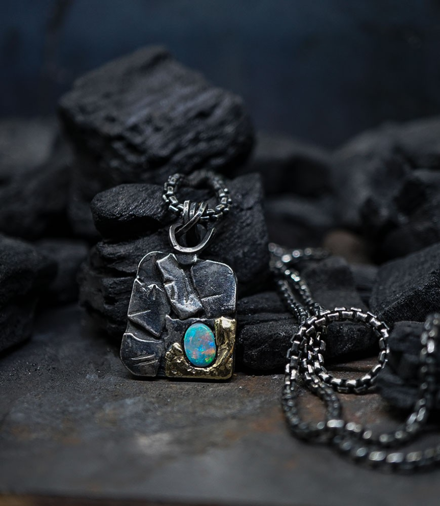 Collier opale Krazystones en or et argent.