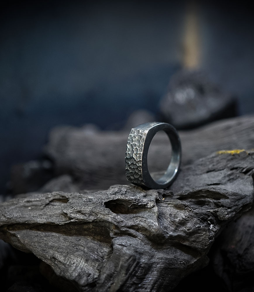 Héphaïstos Collection