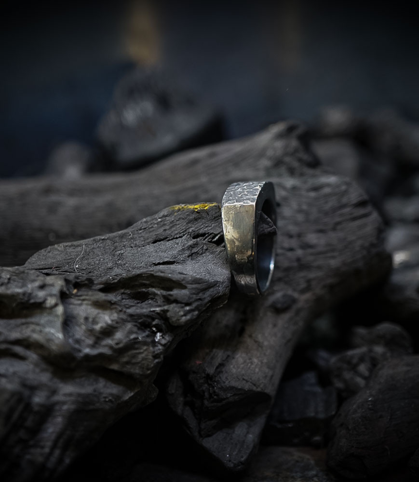 Héphaïstos Collection