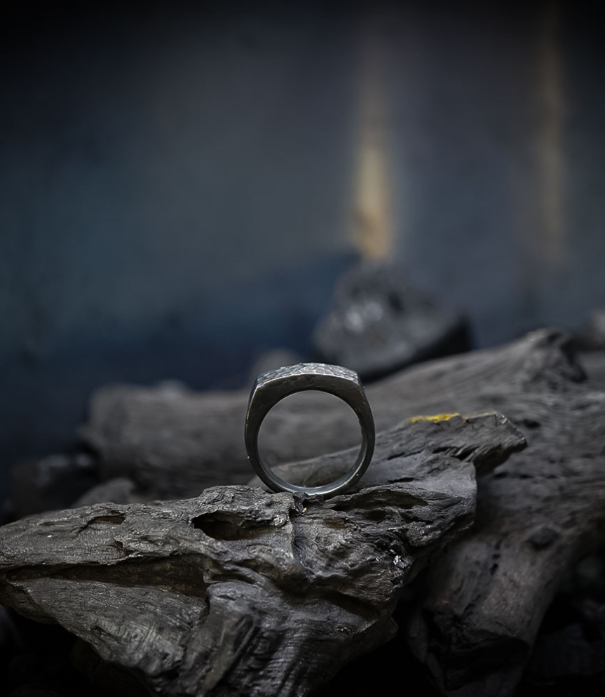 Héphaïstos Collection