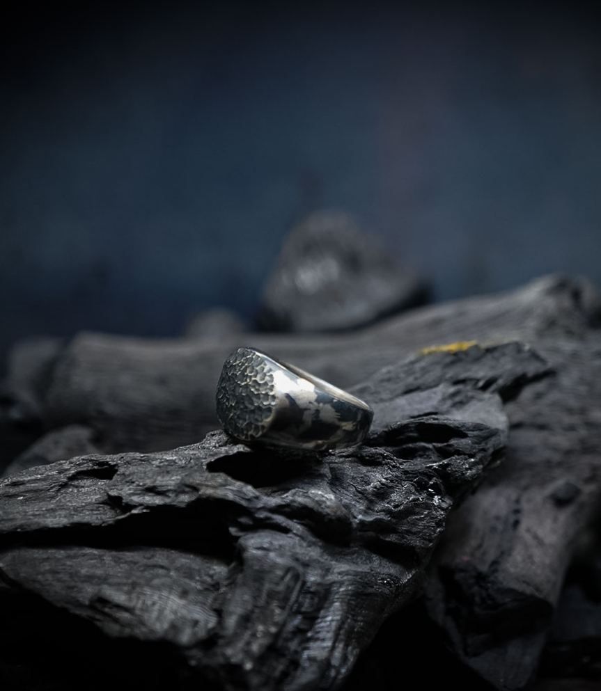 Héphaïstos Collection