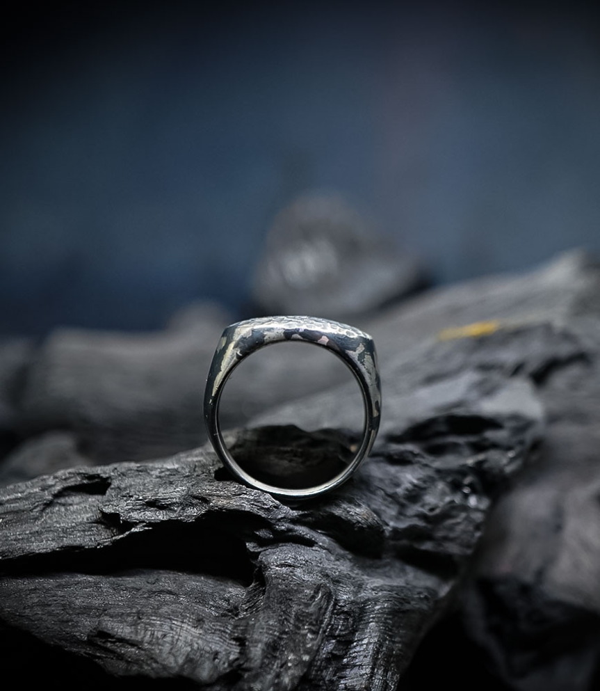 Héphaïstos Collection