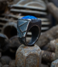 Bague créé par Anthony Barrouyer en argent et lapis lazuli