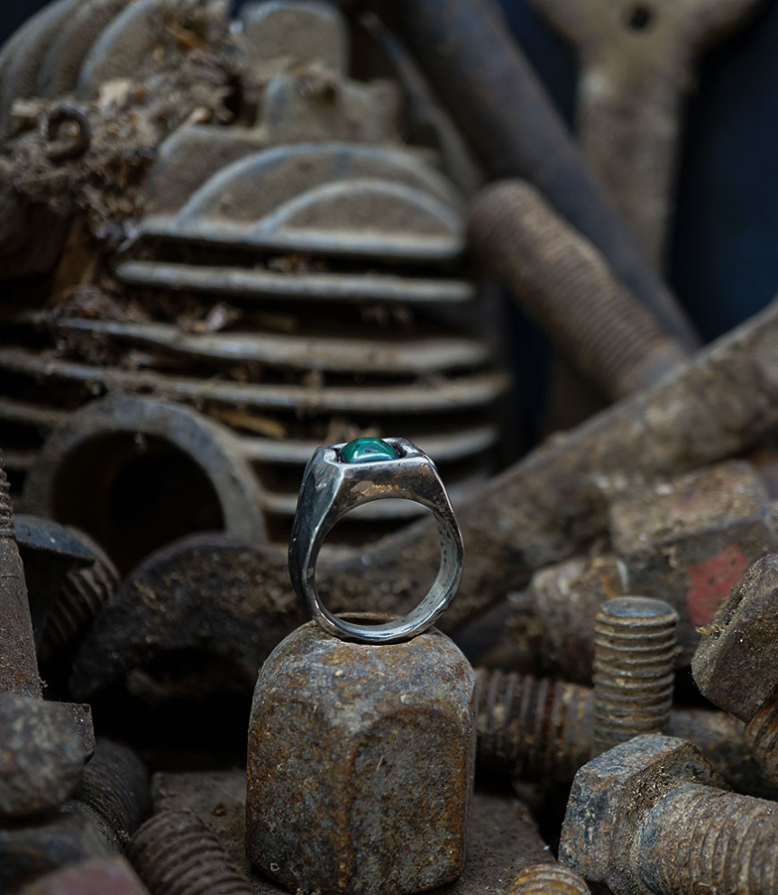 Ring created by Anthony Barrouyer in silver and malachite.