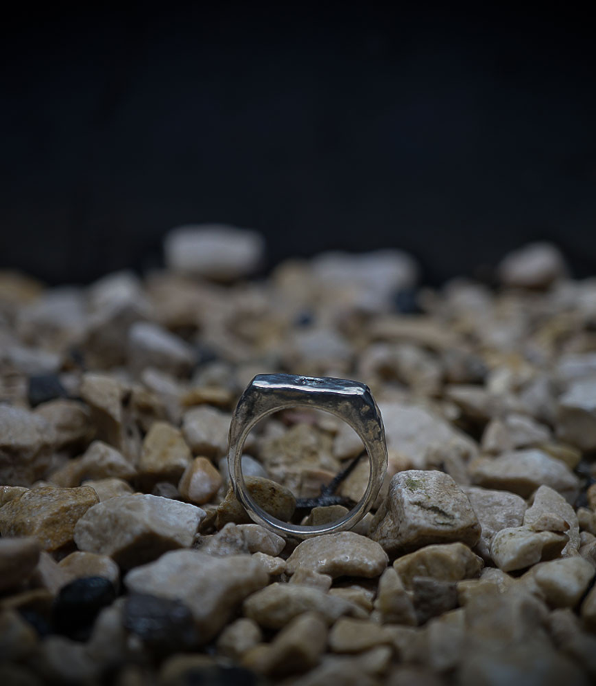 Bague argent et diamant.
