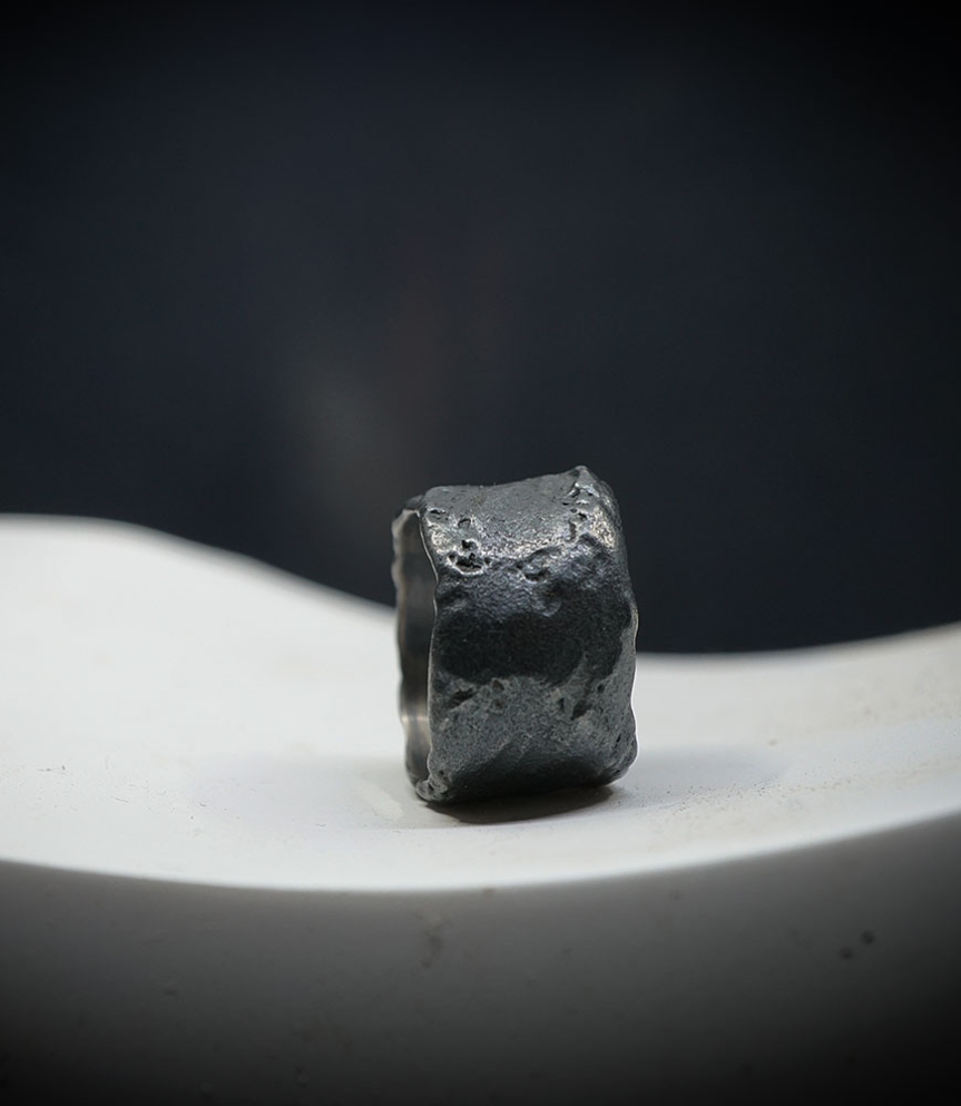 Bague en argent noircie Krazystones.