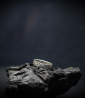 Anneau martelé Krazystones en argent massif.