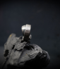 Anneau martelé en argent Krazystones.
