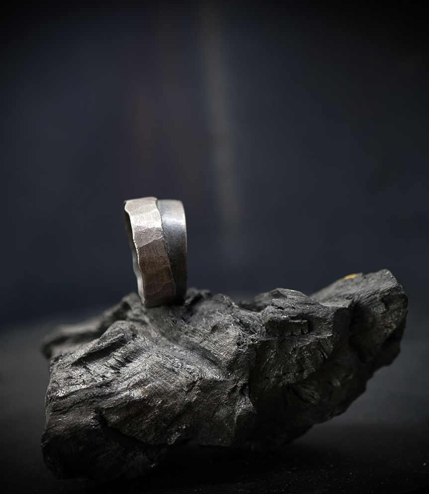 bague argent martelée.