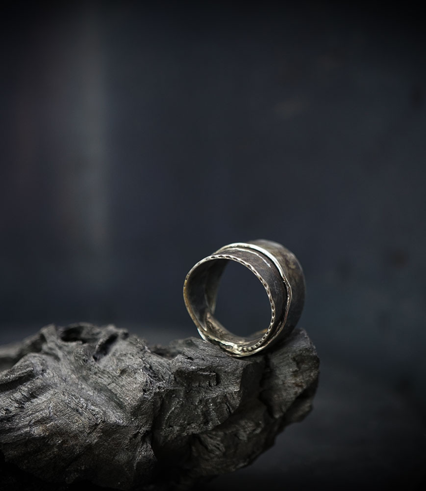 bague argent martelée.