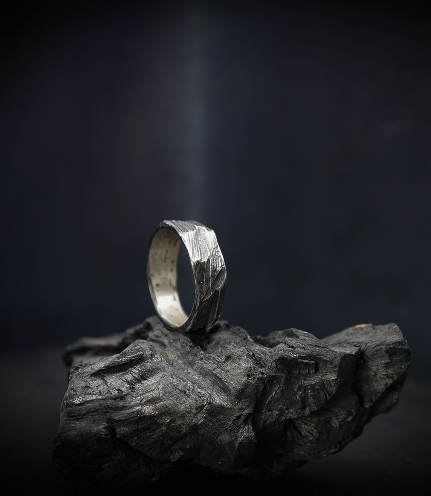 bague argent martelée.
