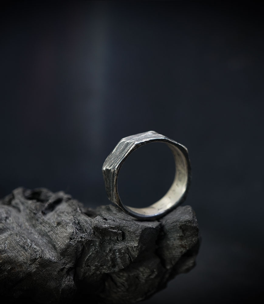 bague argent martelée.