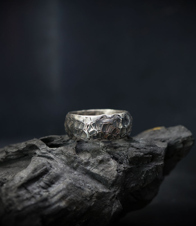 bague argent martelée.
