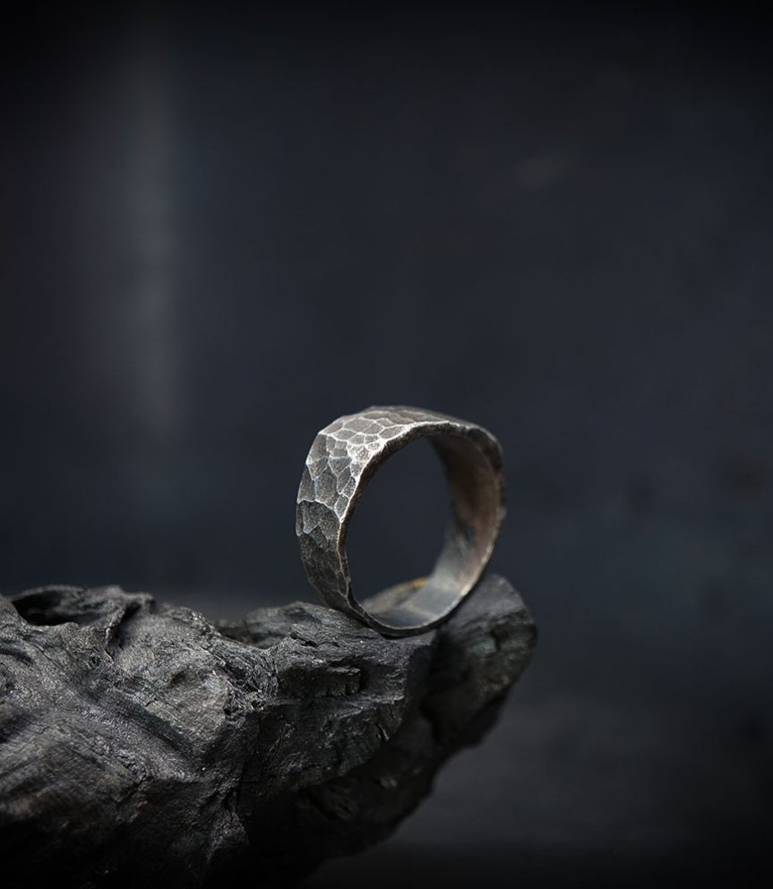 bague argent martelée.