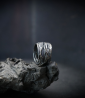 Bague en argent massif créé par Anthony Barrouyer.