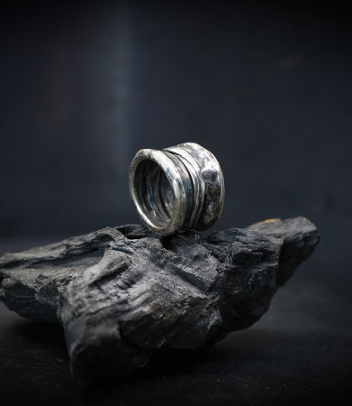 bague argent martelée.