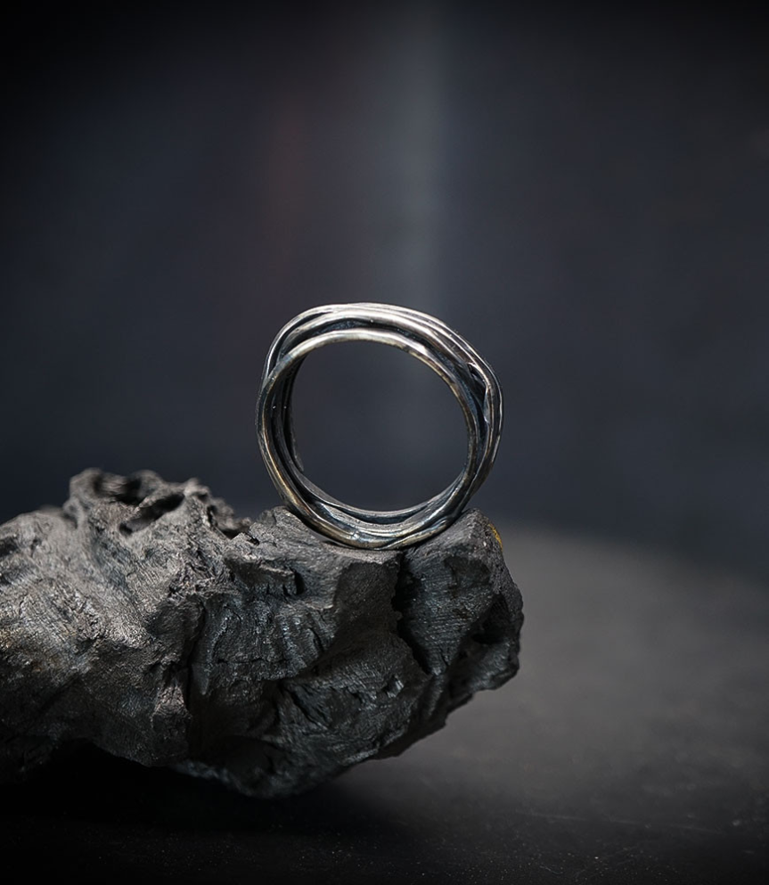 bague argent martelée.