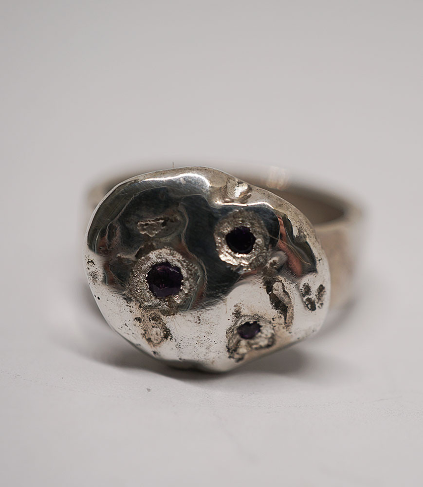 Bague unique en Argent Massif et Améthyste.