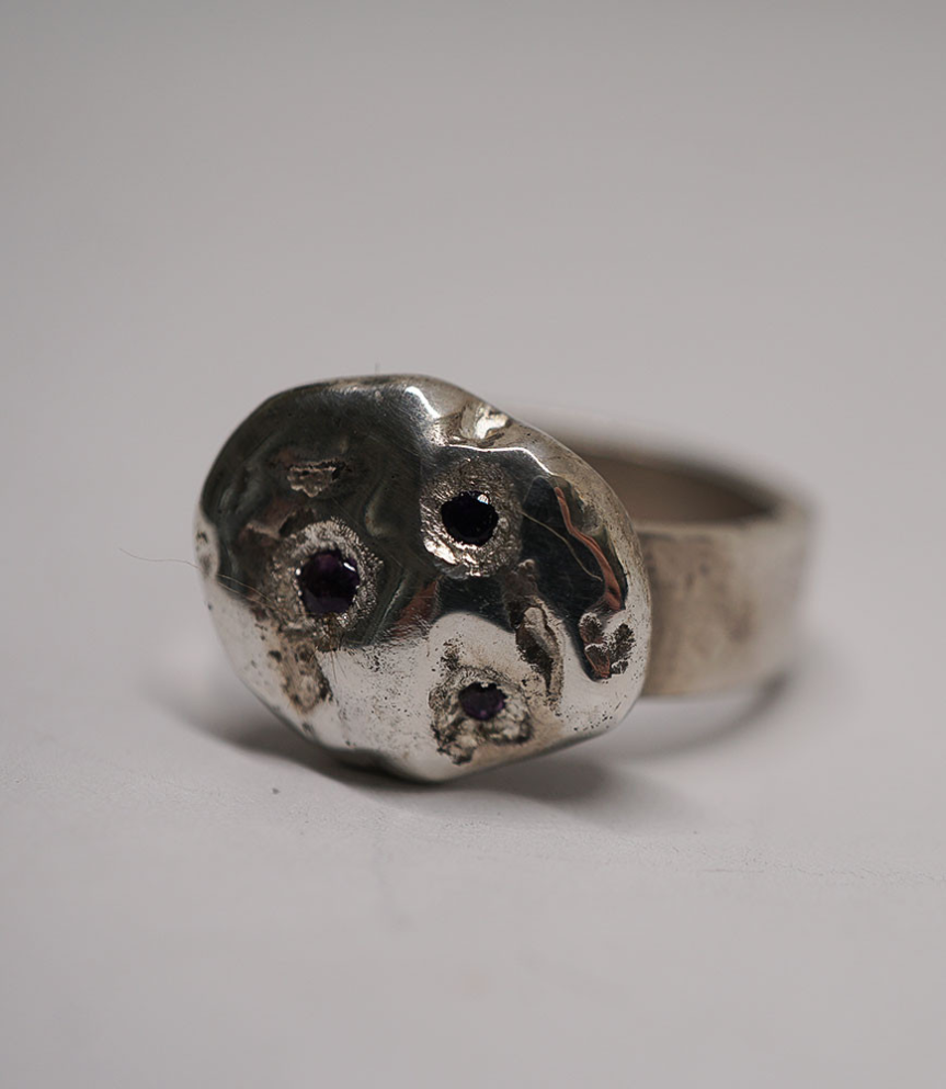 Bague unique en Argent Massif et Améthyste.