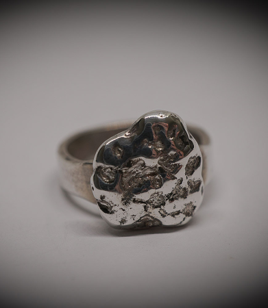 Bague unique en Argent Massif.