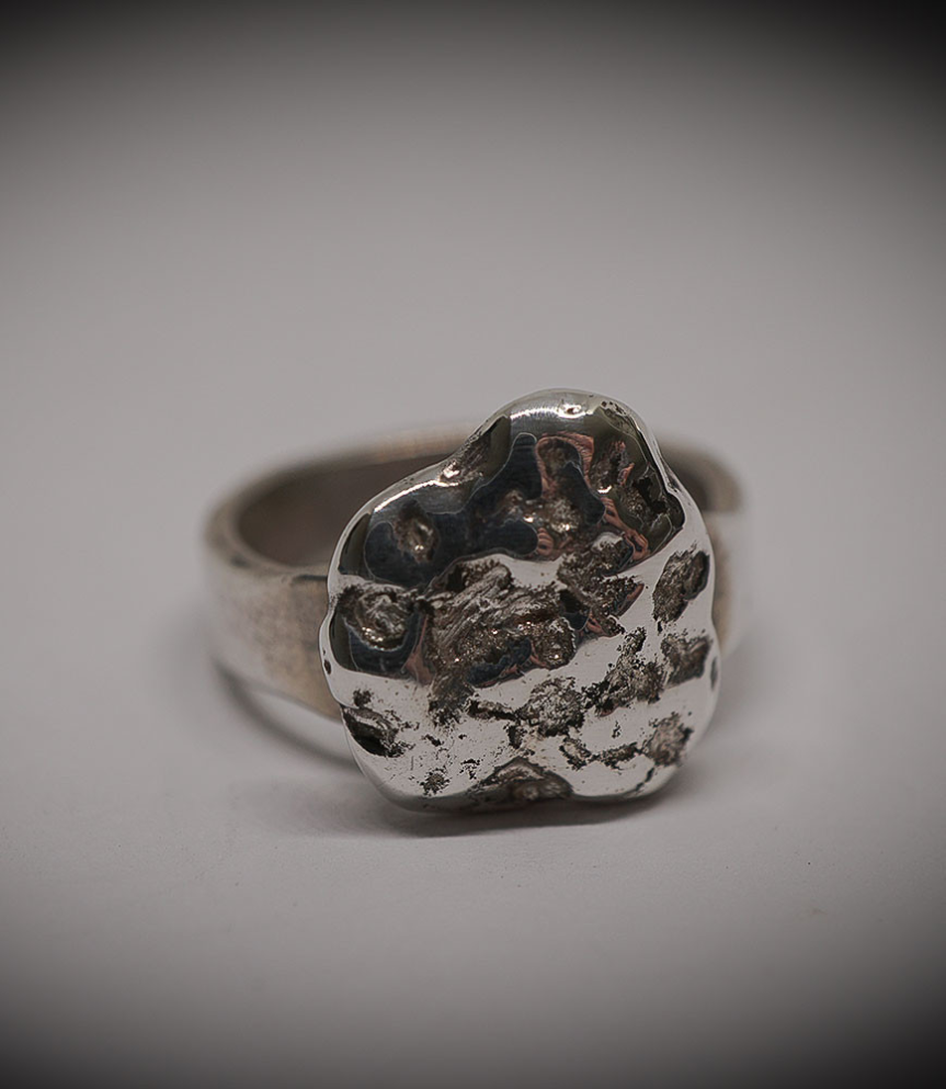 Bague unique en Argent Massif.