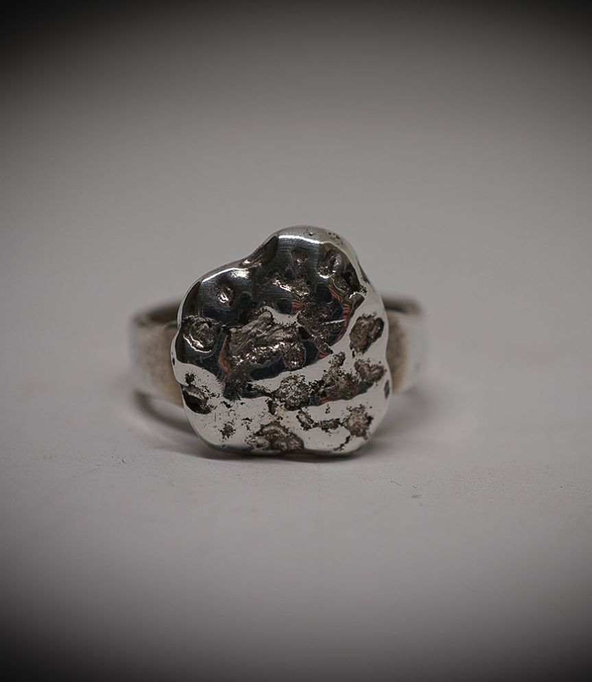 Bague unique en Argent Massif.