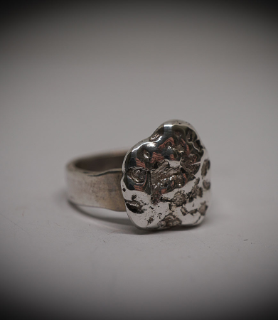 Bague unique en Argent Massif.