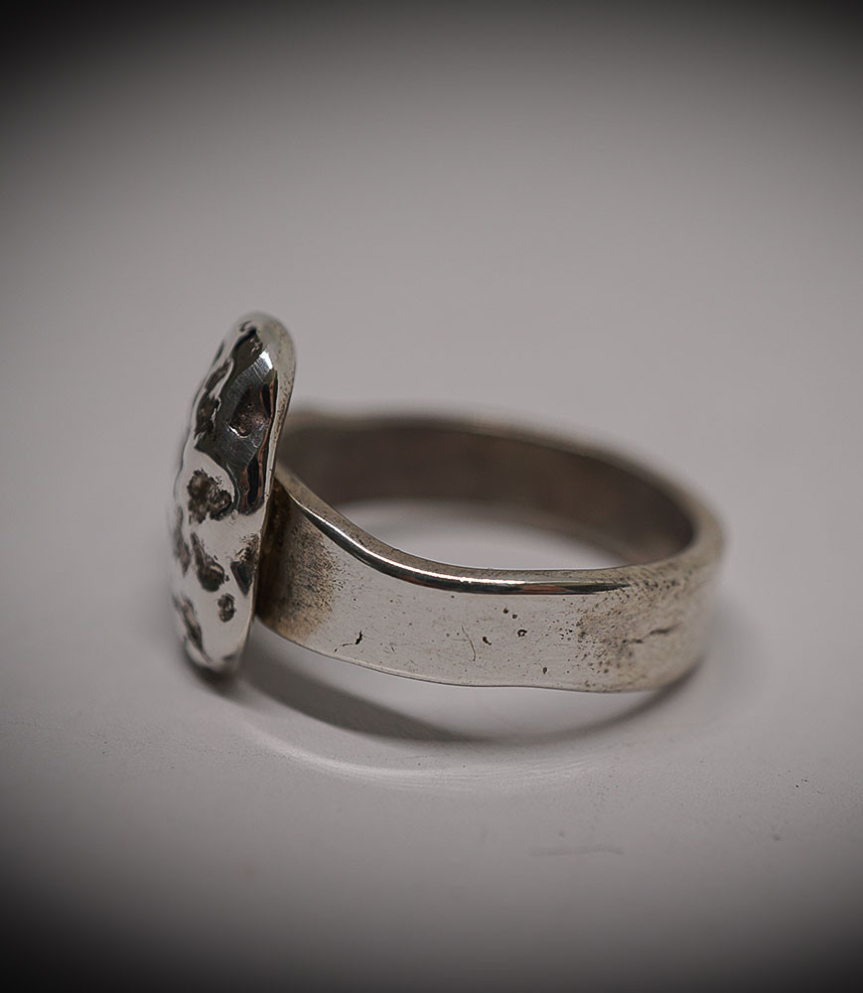 Bague unique en Argent Massif.