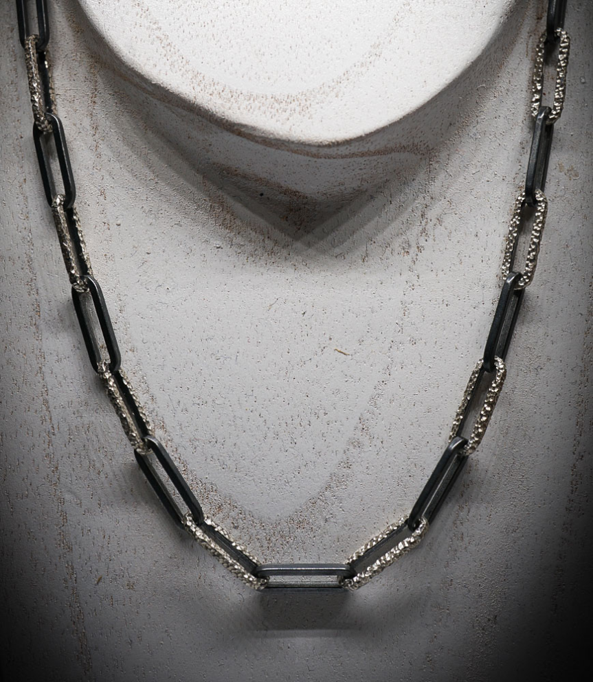 Collier unique en Argent Massif.