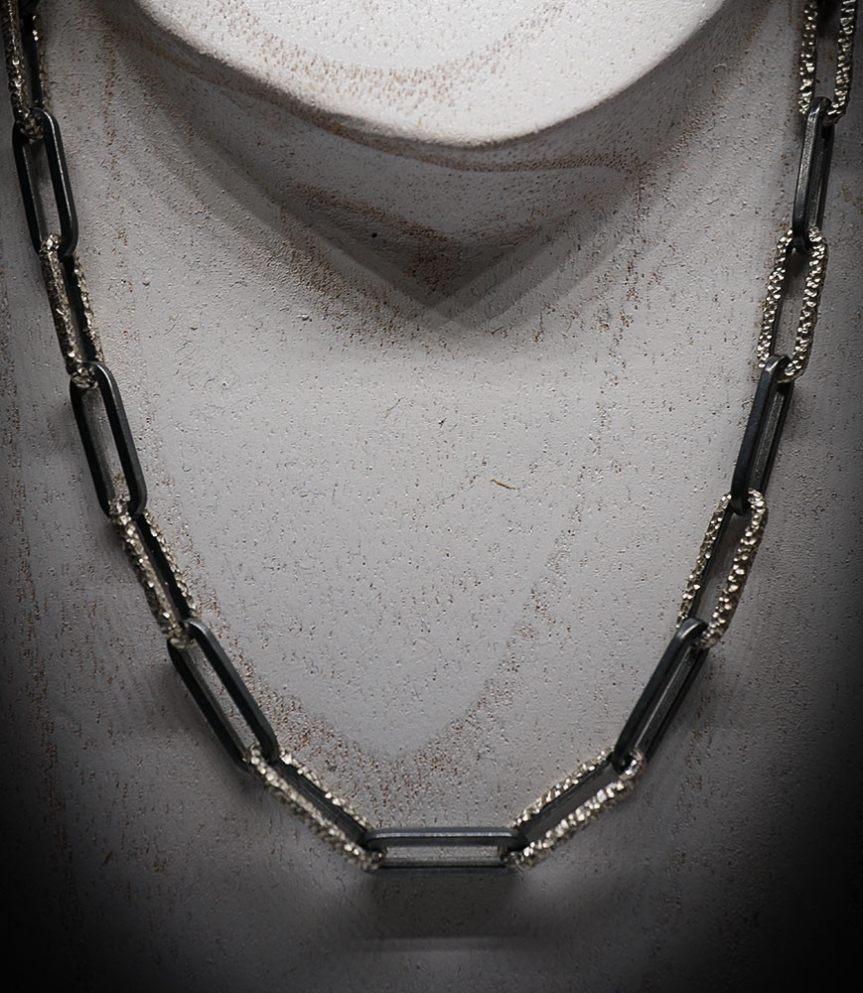 Collier unique en Argent Massif.