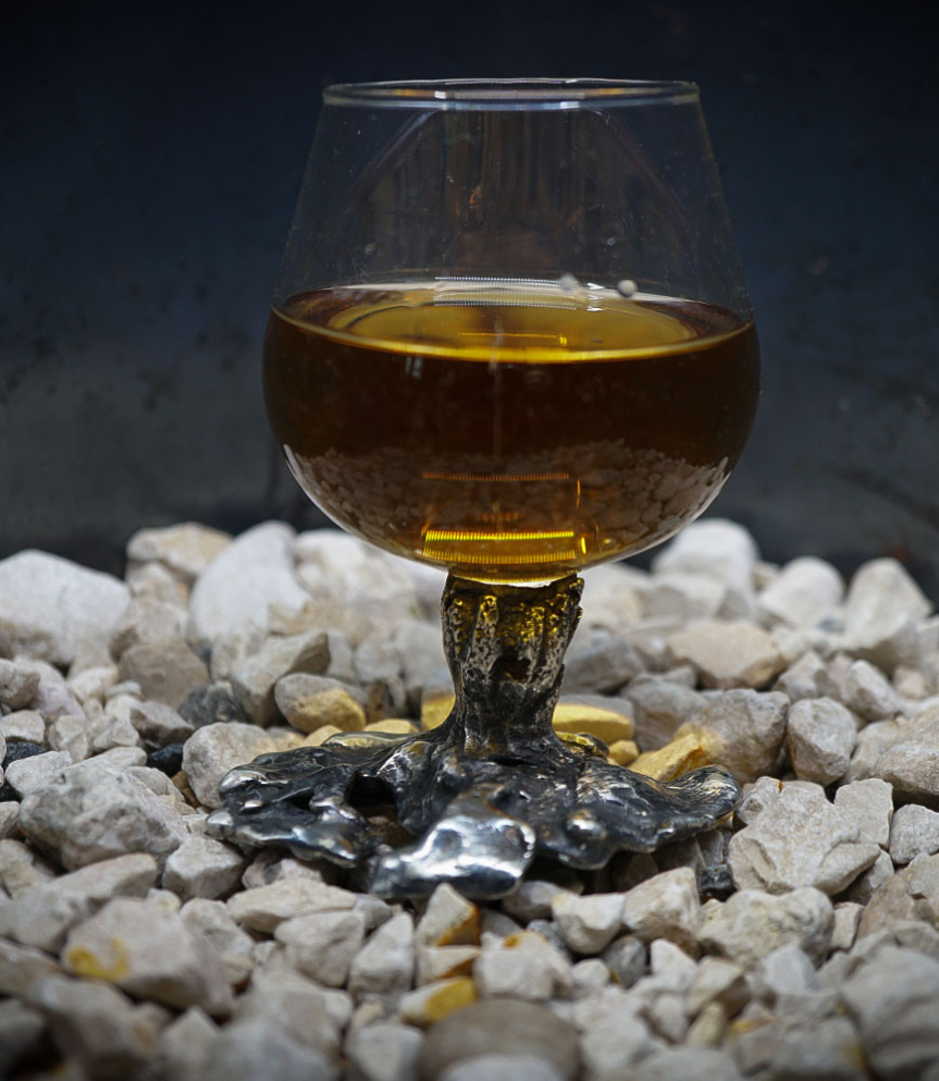 Verre à digestif en argent massif