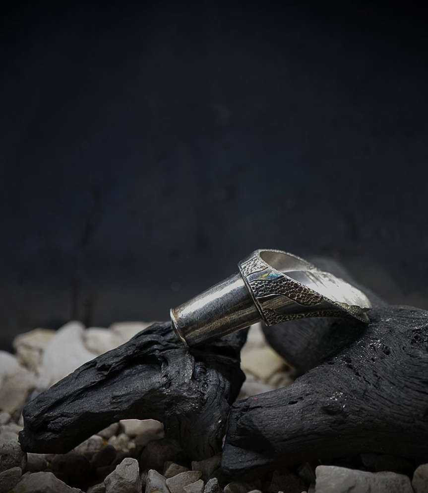 Hephaestus Collection - Anti-drip pourer.