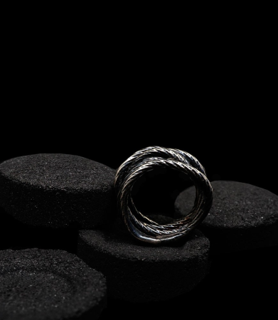 Bague en argent de créateur