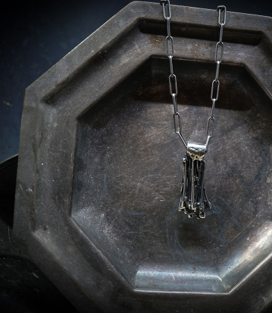 Pendentif en argent brut collection Krazy Stones.