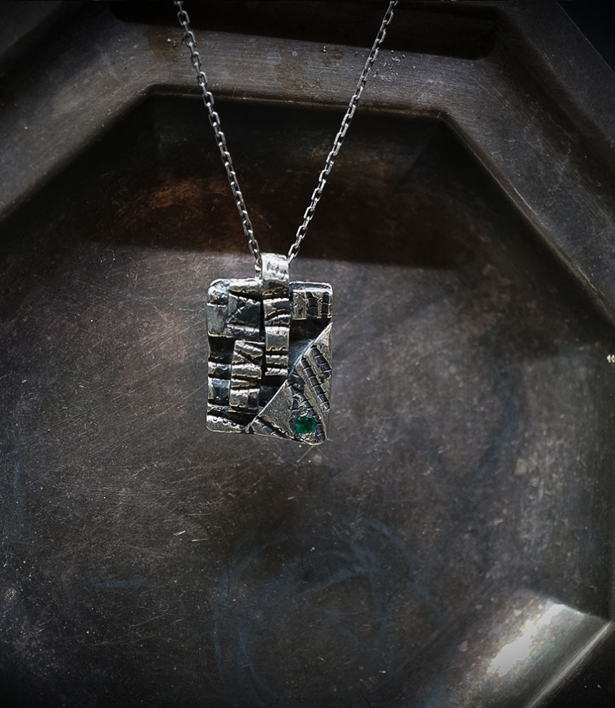 Hephaestus Stones Collection - Emerald and Sterling Silver Necklace